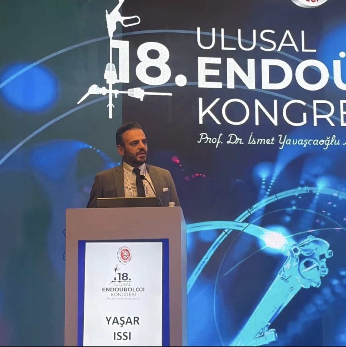 Çocuk ürolojisi doktoru Doç. Dr. Yaşar Issı, Ulusal Endoüroloji Kongresi'nde